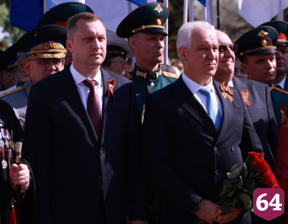 Депутаты Саратовской областной думы поздравили жителей с Днем Победы