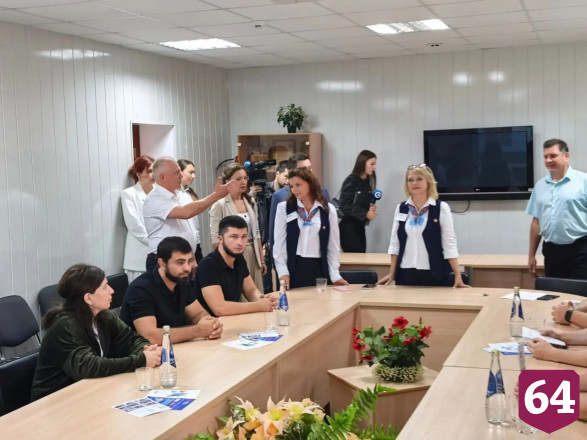В Саратове с участием вице-спикера Госдумы обсудили трудоустройство людей с ограничениями по здоровью