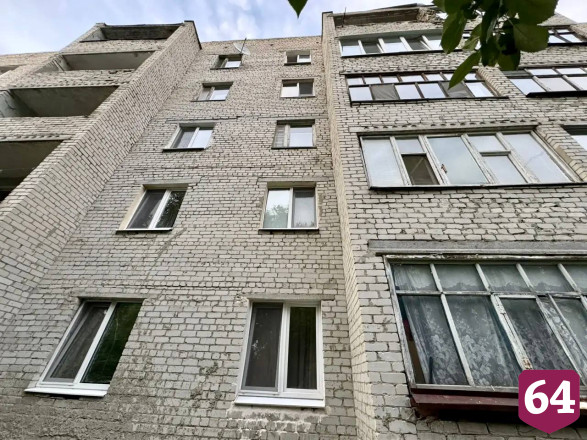 В Саратовской области двухлетний мальчик упал из окна 5-го этажа