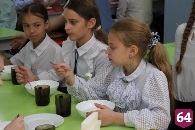 В саратовских школах питание стало вкуснее и полезнее